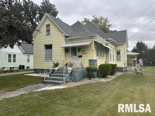 912 N Prairie St, Jacksonville, IL 62650