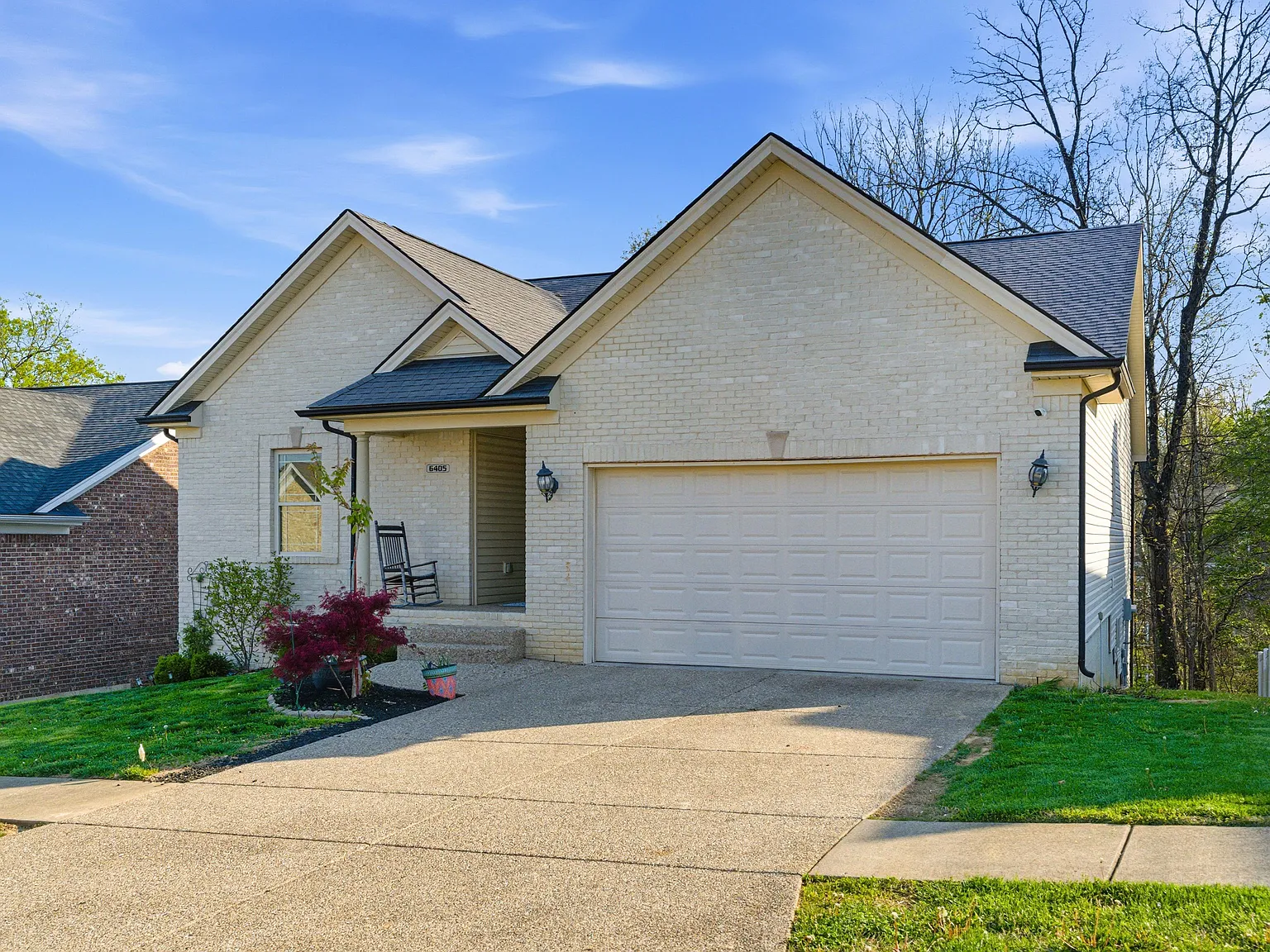 4 bed, 2950 sqft, $2,495 — Photo 2