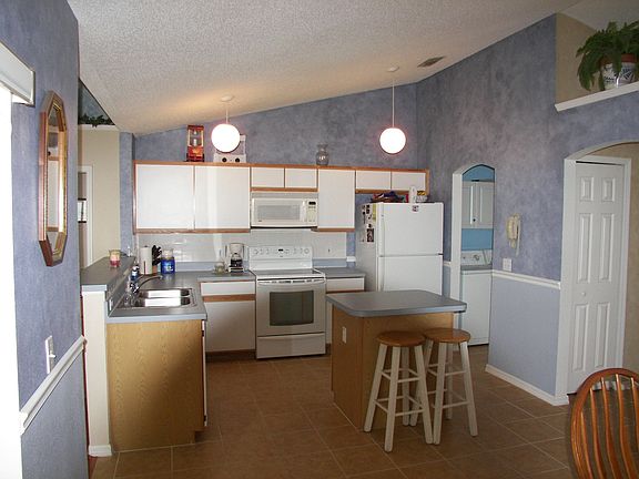 2nd image of 2819 Arbour Trail Ct