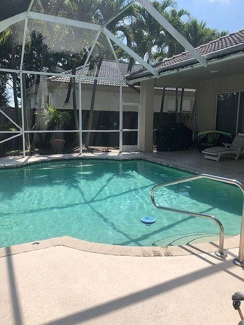 2nd image of 7136 Taylorwood Dr