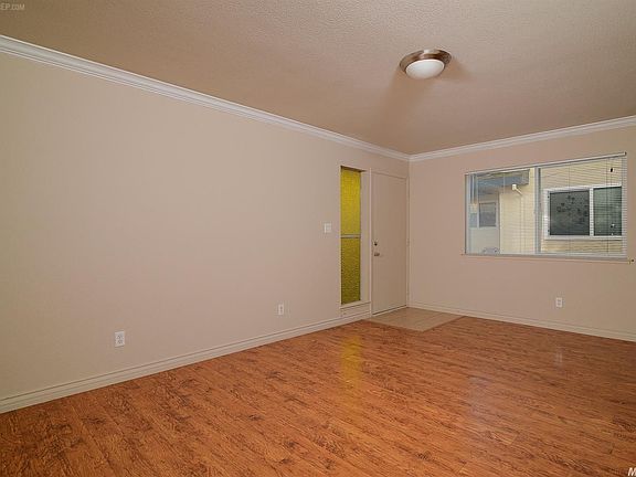 3rd image of 6237 Longford Dr APT 3