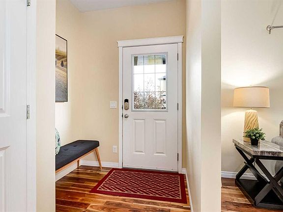 3rd image of 2620 N Reunion Sq NW