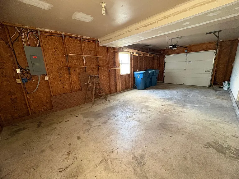 10 Mary Dr — Photo 25