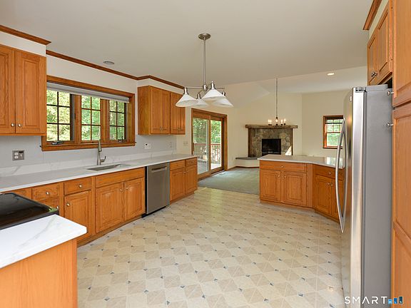 5th image of 53 Holbrook Road