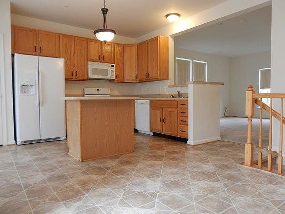 Eat In Kitchen