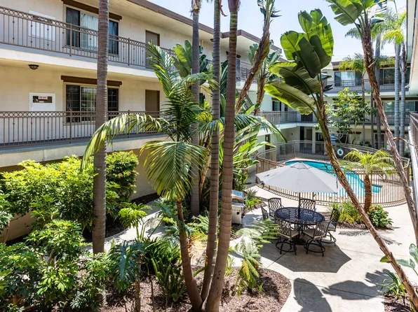 Falmouth Court, 8674 Falmouth Ave #307, Playa Del Rey, CA 90293
