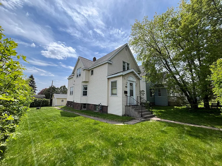 3010 Devonshire St #1 — Photo 13