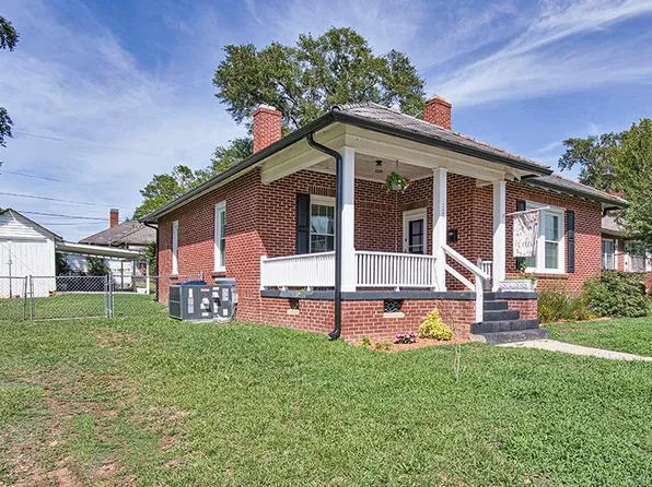 105 Draper St, Ninety Six, SC 29666