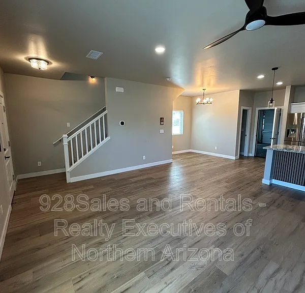 12217 Bliss Ave — Photo 7
