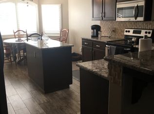 9822 N Woodrow Ave, Fresno, CA