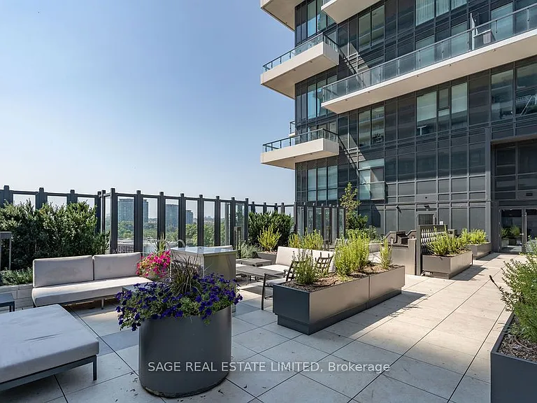 30 Inn On The Park Dr #1103 — Photo 25