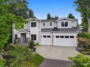 8235 SE 30th St, Mercer Island, WA 98040
