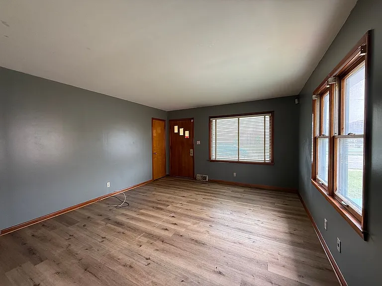 2051 N Main St — Photo 2