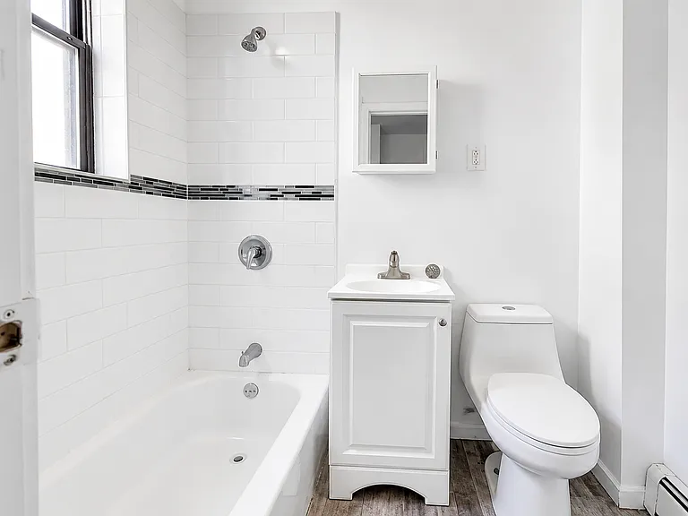 149 Zabriskie St #21AA — Photo 4