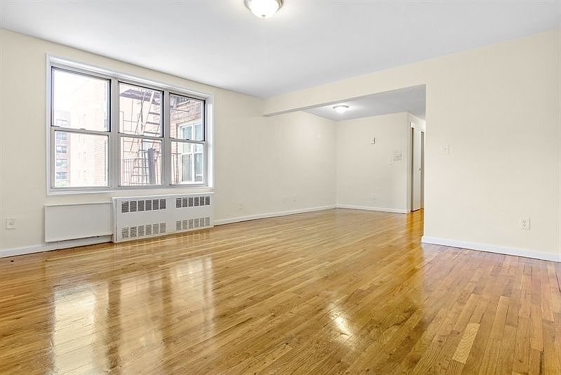 1st image of 14325 41st Ave APT 206