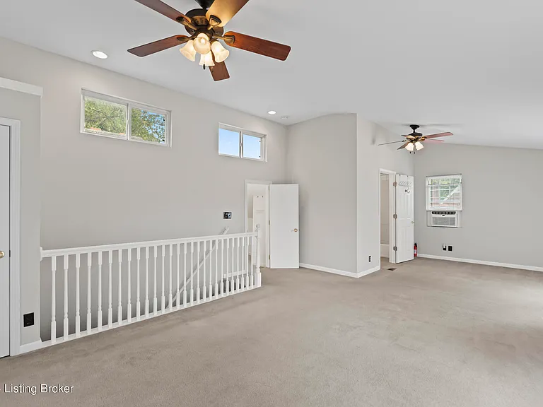 3810 Norbourne Blvd — Photo 19