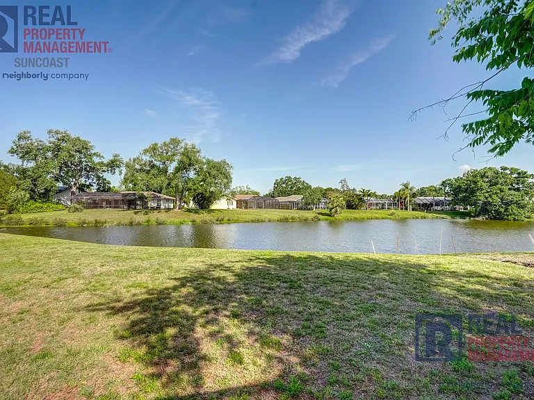 1370 Palmwood Dr — Photo 41