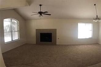3rd image of 10949 Northview Dr