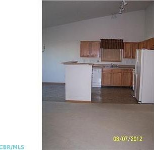 3rd image of 501 Sycamore Dr