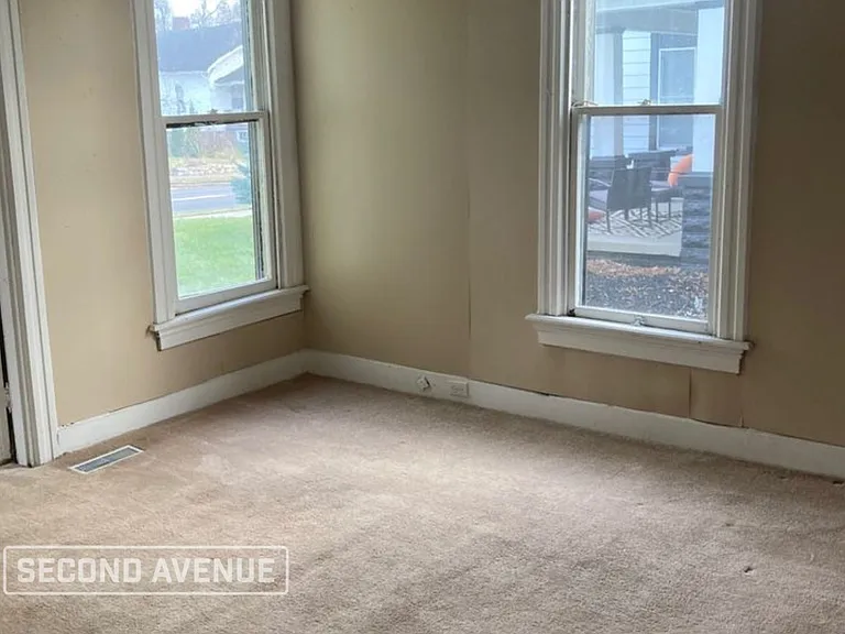822 S Walnut St — Photo 9
