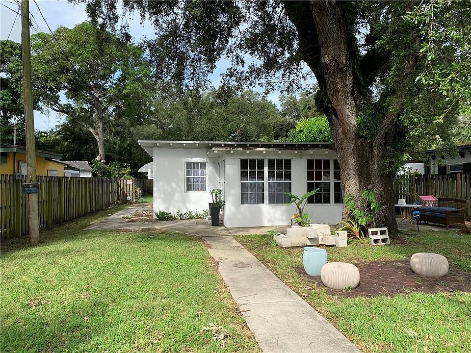 1st image of 1529 SW 32nd St #W