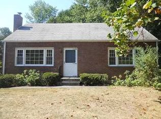 27 Alda Dr, Poughkeepsie, NY 12603