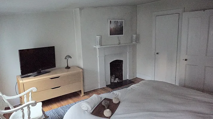 Rented by M.Woods & Associates | media 23