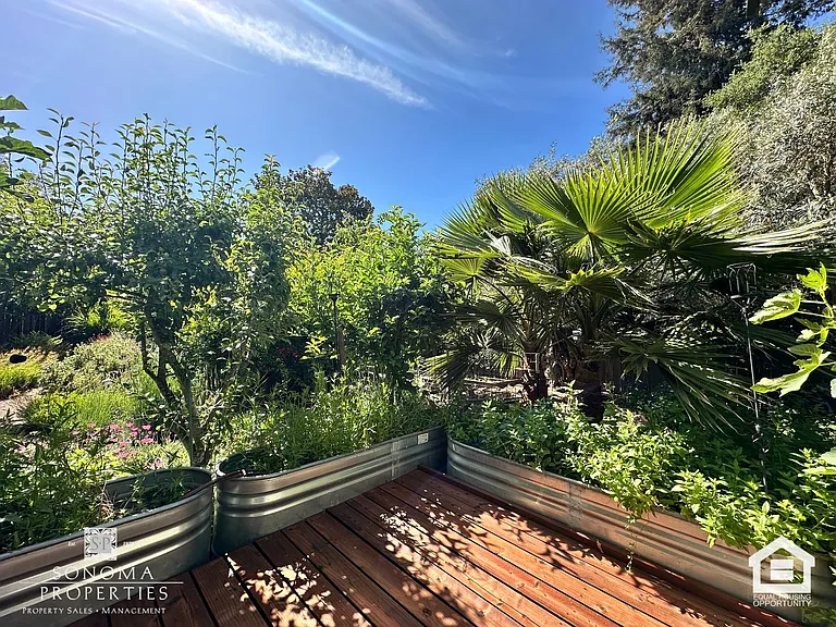 417 Brazil St — Photo 24