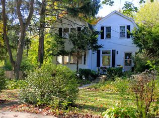 636 Newton Ave, Glen Ellyn, IL
