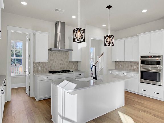 7th image of this home