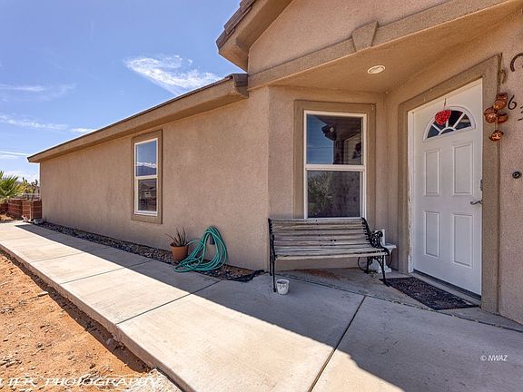 2nd image of 631 N Ironwood Ave