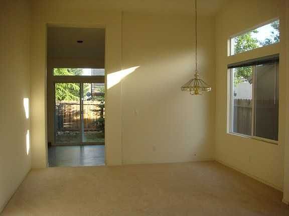 3rd image of 108 Lembi Dr