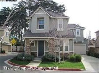 585 Cottage Park Dr, Hayward, CA 94544