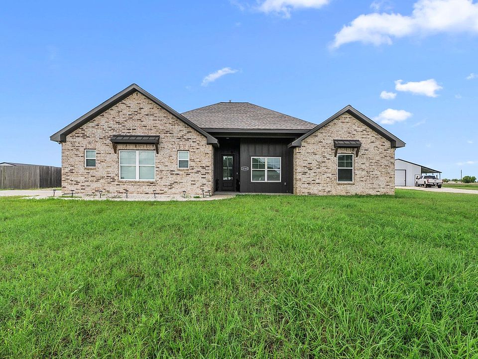 1st image of 15769 County Road 272