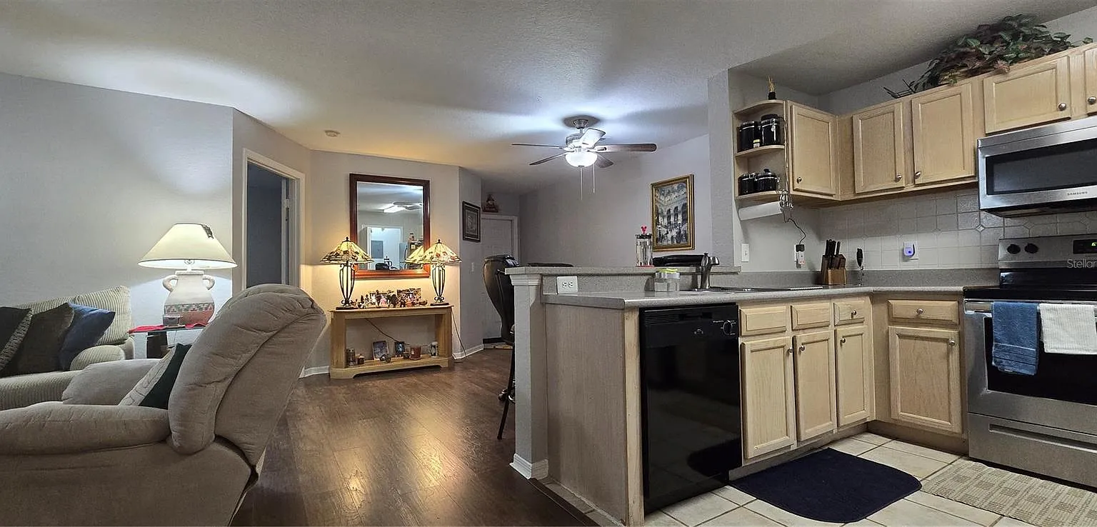 3 bed, 2.0 bath, 1193 sqft, $2,800 — Photo 1