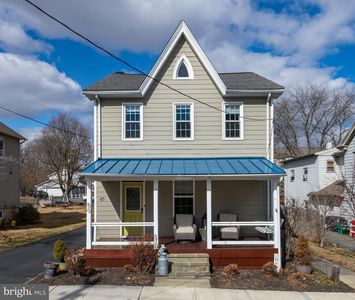 50 E Main St, Elverson, PA, 19520