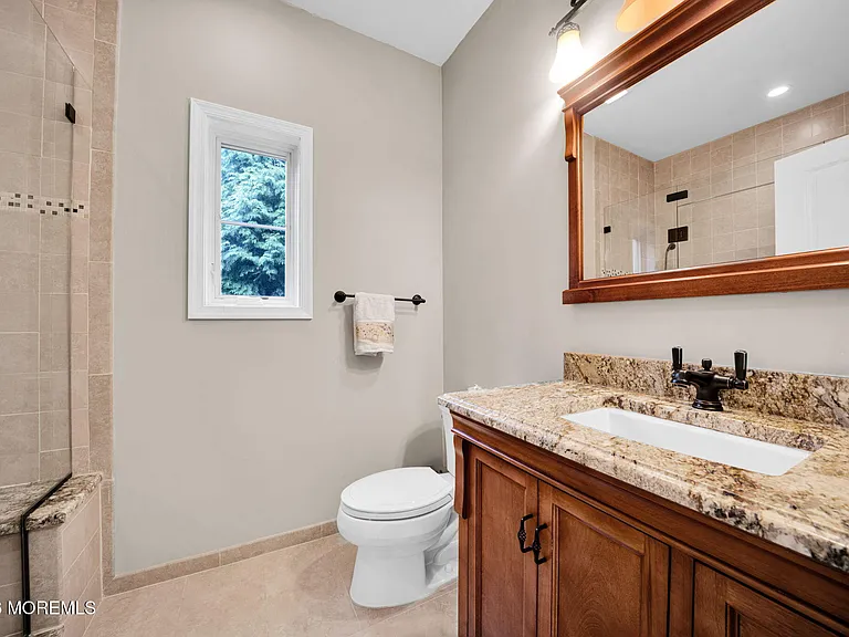 2 Hop Brook Ln — Photo 39