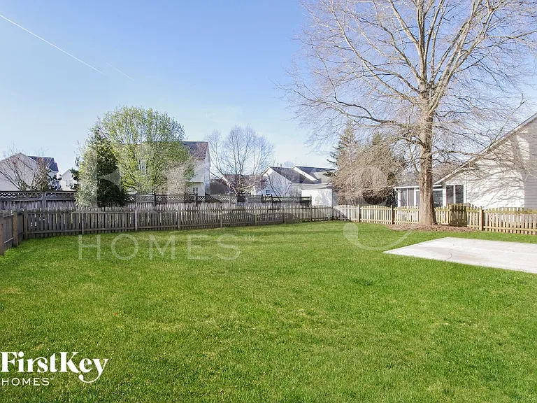 6622 Courtland St — Photo 15