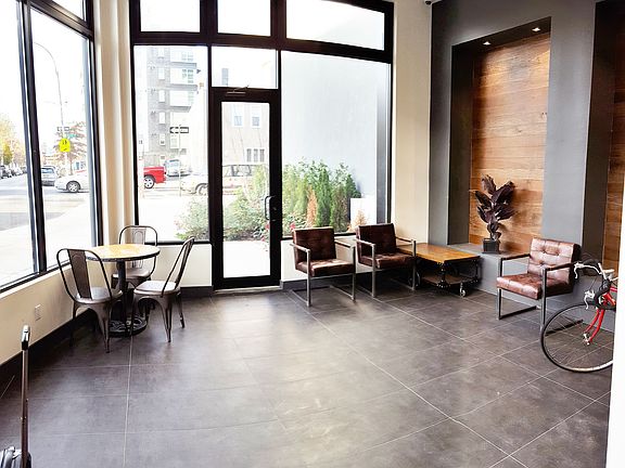 3rd image of 434 Manhattan Ave #1BAC
