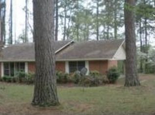 1701 Lakeshore Dr, Longview, TX 75605