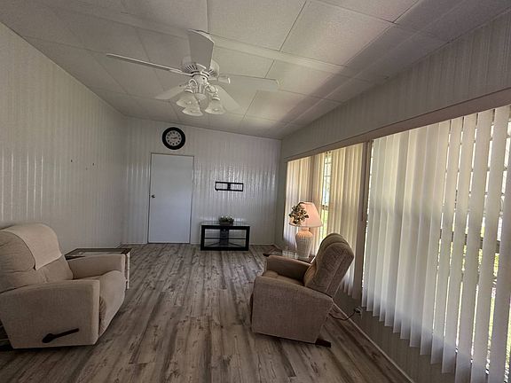 4th image of 916 Zacapa Ave