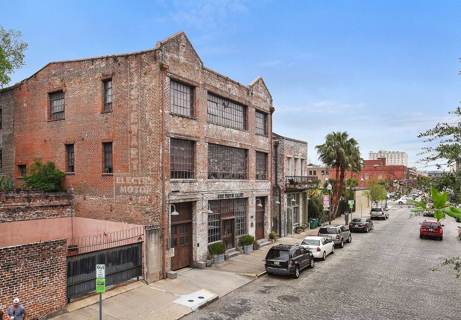 527 Saint Joseph St APT A, New Orleans, LA 70130 Zillow