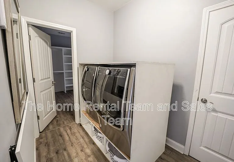 425 Wicklow Dr — Photo 19