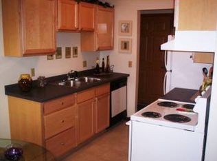 3902 Valley View Dr S APT 207, Eagan, MN 55122