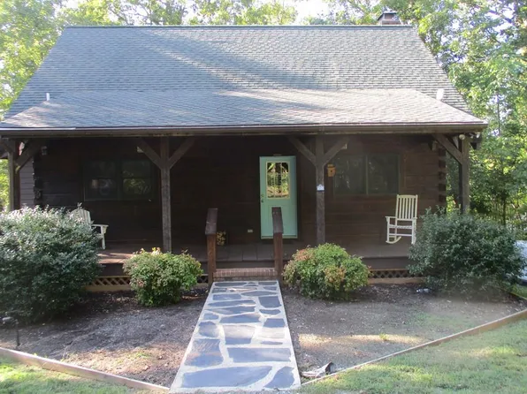 371 Olde Forest Rd, Clarksville, VA 23927