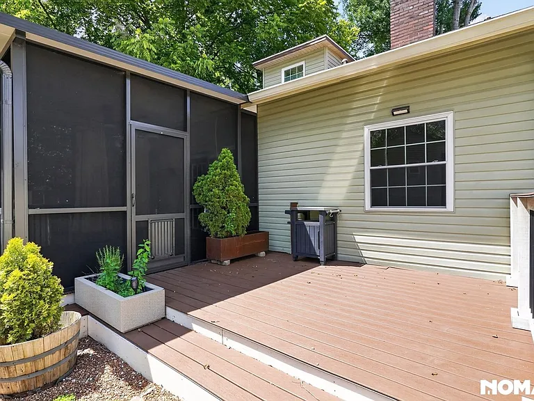 1040 Sharpe Ave — Photo 22