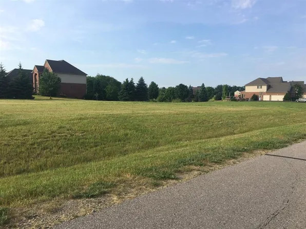 9029 McKendry Dr, Saline, MI 48176
