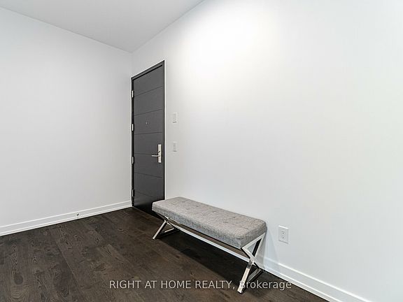 4th image of 488 University Ave S #2507