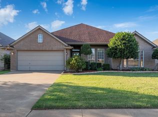 5017 Whisper Wind Dr, Wichita Falls, TX 76310