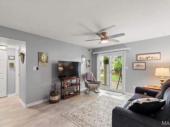 2nd image of 134 Jubilee Hill Dr Unit D